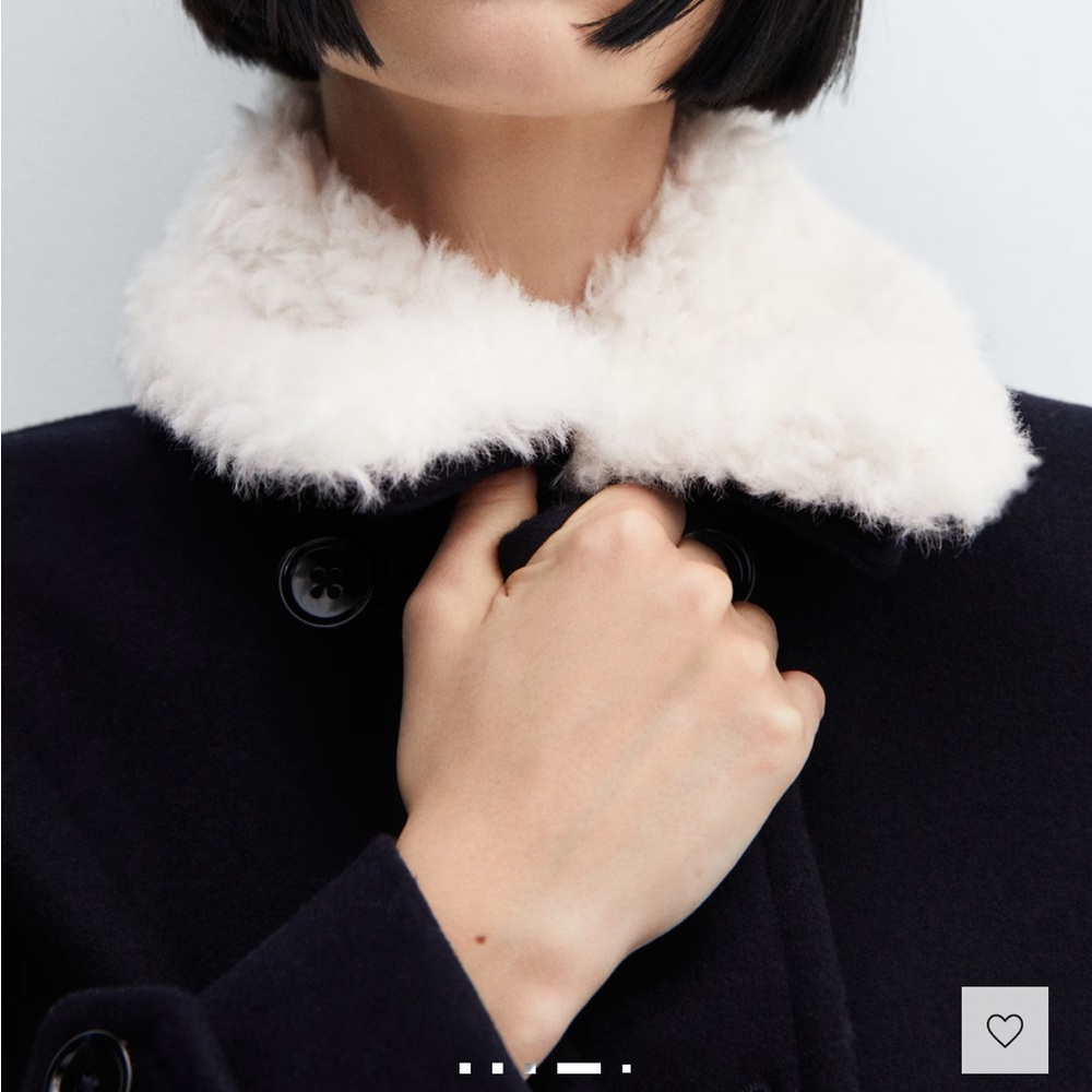 Double breasted coat with fur-effect collar